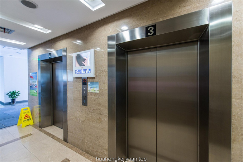 电梯厅